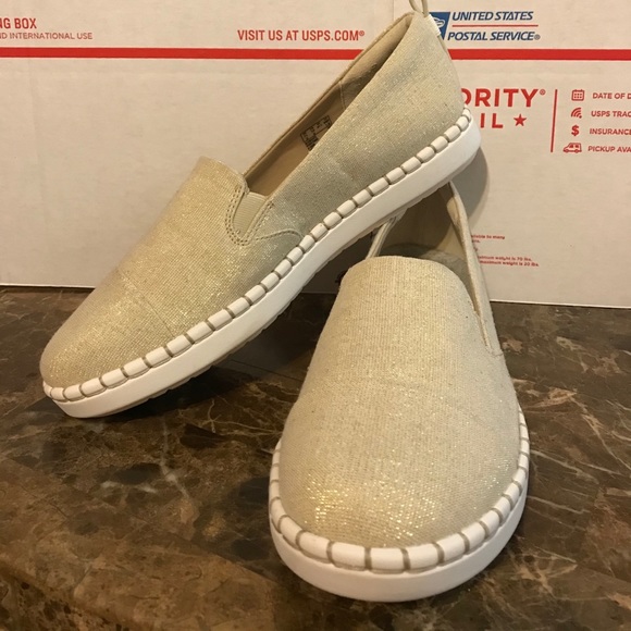 clarks cloudsteppers gold